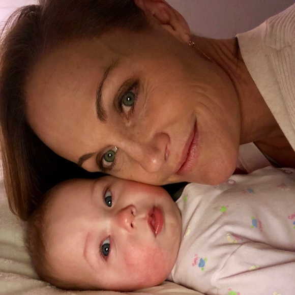 Meet your Posher, Sarah - Picture 1 of 1